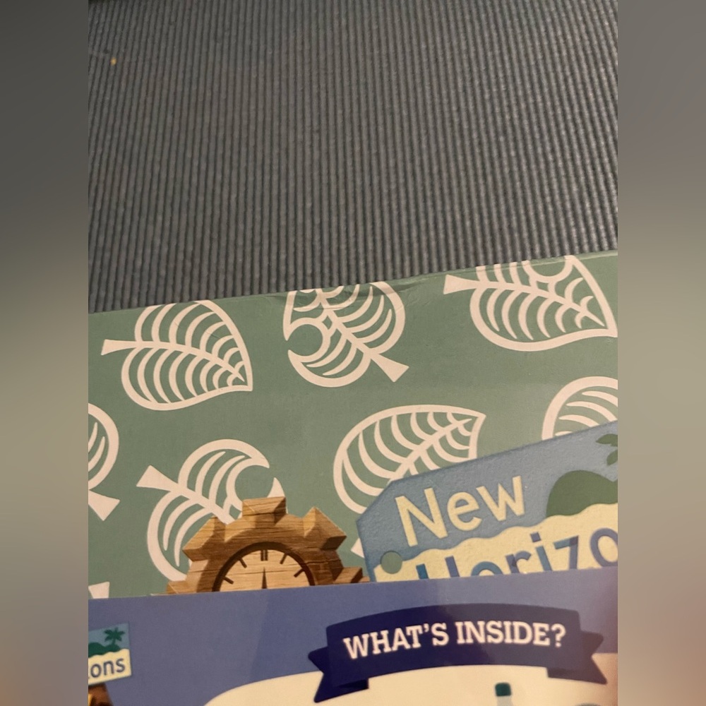 Animal Crossing New Horizons Gift Box - NWT - Picture 5 of 6